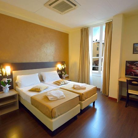 フィレンツェ B＆B マルボ フローレンス Bed & Breakfast エクステリア 写真
