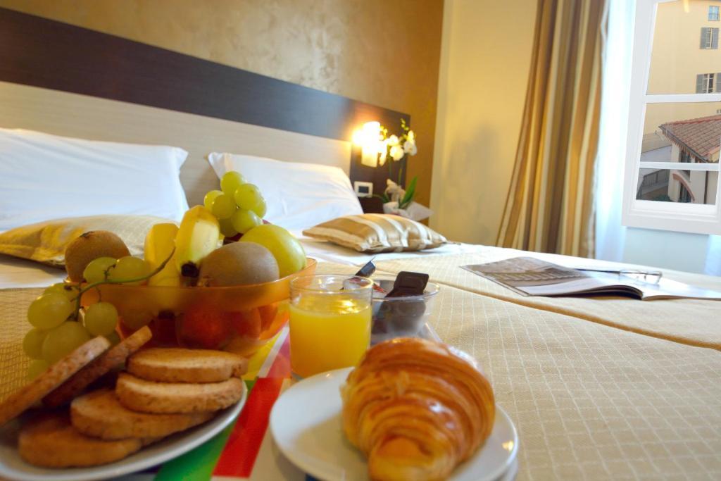 フィレンツェ B＆B マルボ フローレンス Bed & Breakfast エクステリア 写真